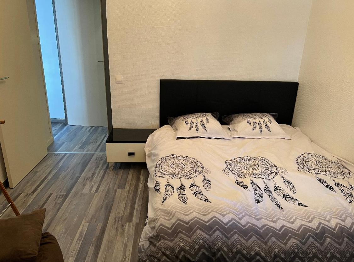 Appartement Proche Gare Routiere Μεντόν Εξωτερικό φωτογραφία